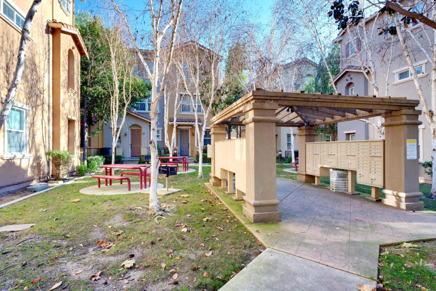 Detail Gallery Image 38 of 43 For 2472 Autumnvale Ave, San Jose,  CA 95131 - 3 Beds | 3 Baths