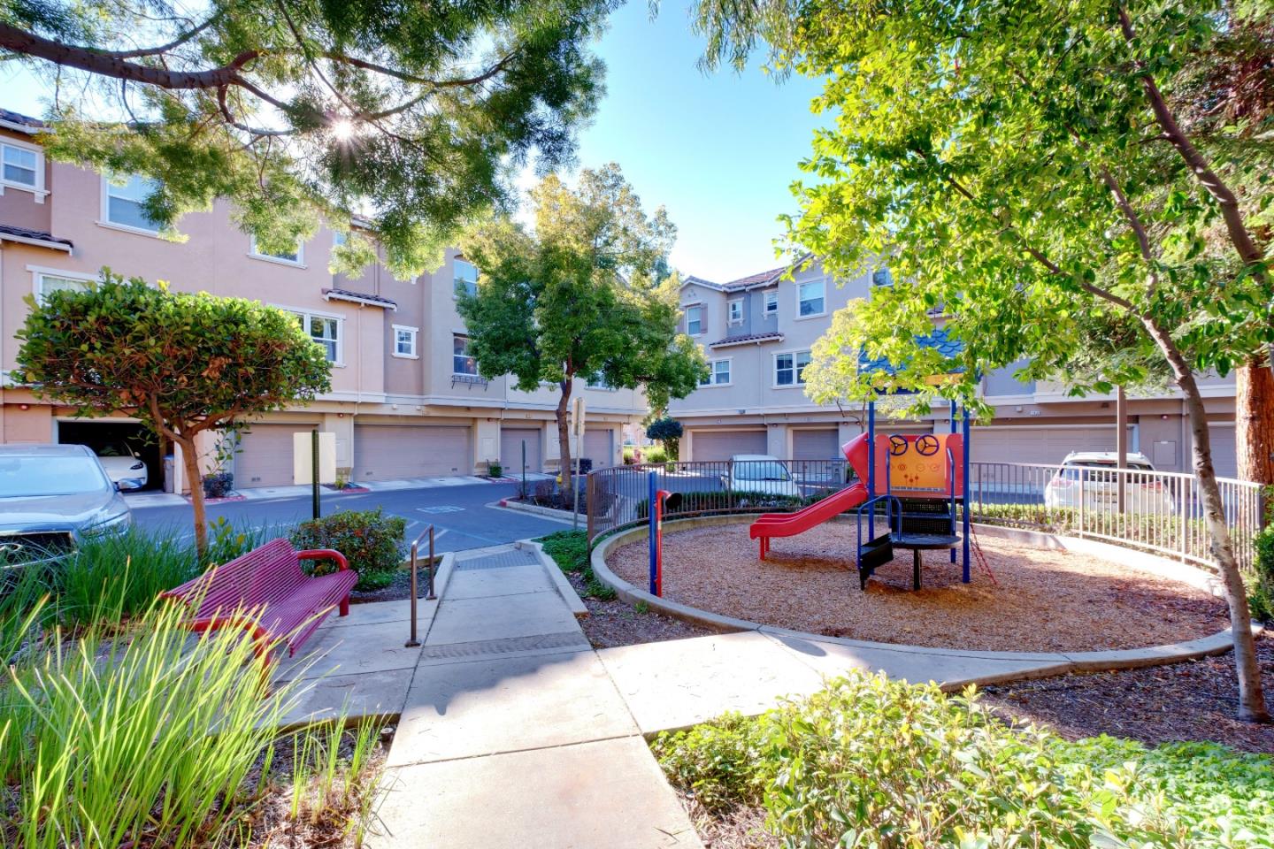 Detail Gallery Image 40 of 43 For 2472 Autumnvale Ave, San Jose,  CA 95131 - 3 Beds | 3 Baths