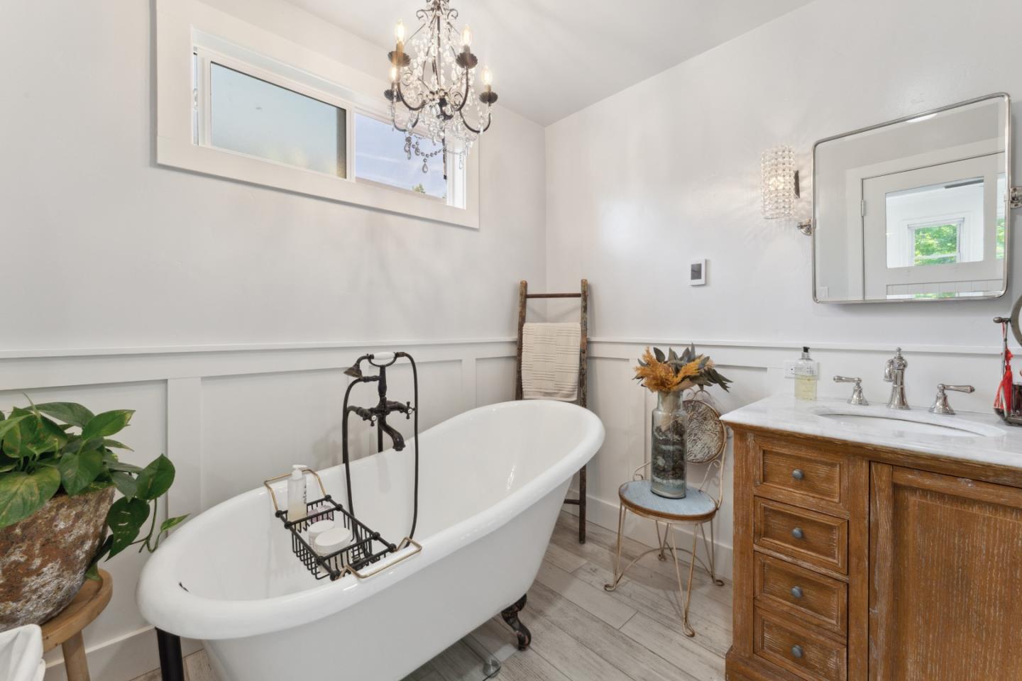 Detail Gallery Image 22 of 45 For 1350 Emory St, San Jose,  CA 95126 - 4 Beds | 2 Baths