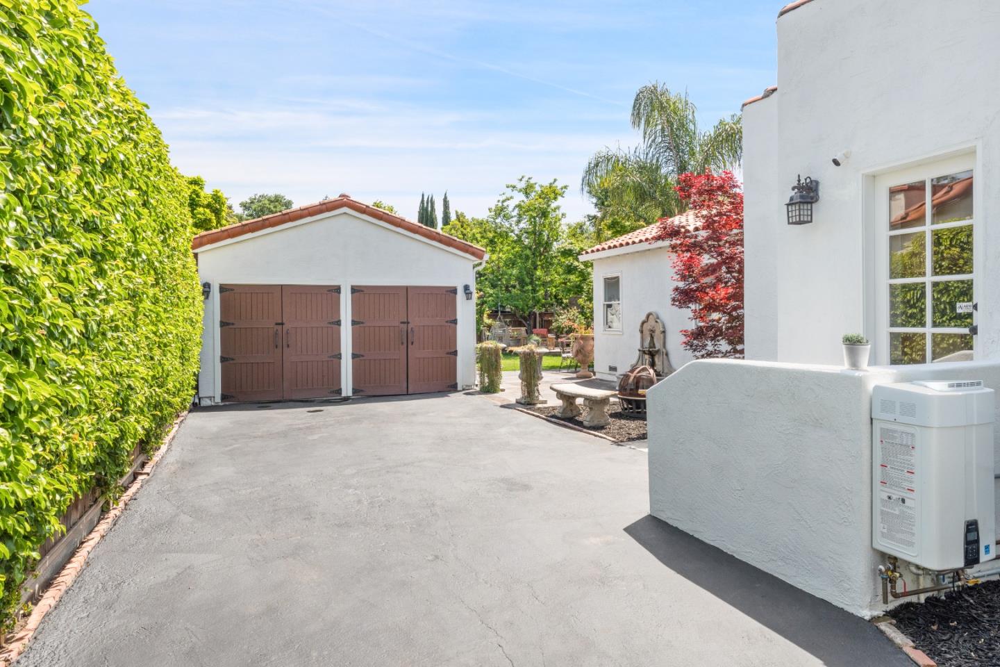 Detail Gallery Image 34 of 45 For 1350 Emory St, San Jose,  CA 95126 - 4 Beds | 2 Baths