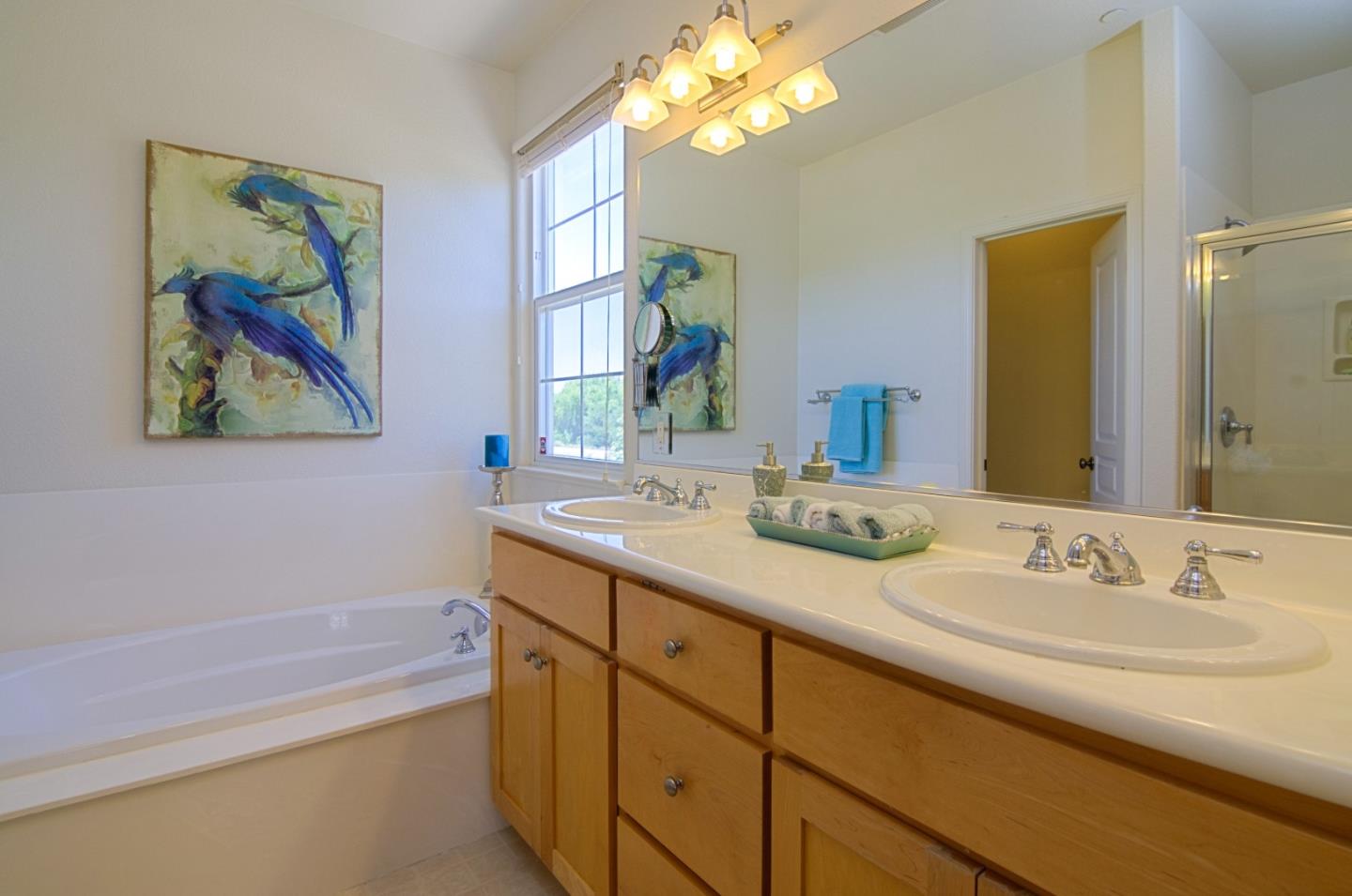 Detail Gallery Image 10 of 19 For 4485 Laird Cir, Santa Clara,  CA 95054 - 3 Beds | 2/1 Baths