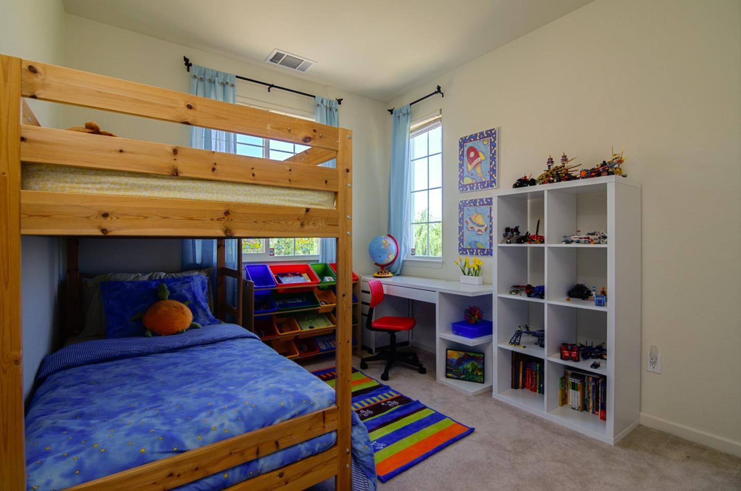 Detail Gallery Image 11 of 19 For 4485 Laird Cir, Santa Clara,  CA 95054 - 3 Beds | 2/1 Baths