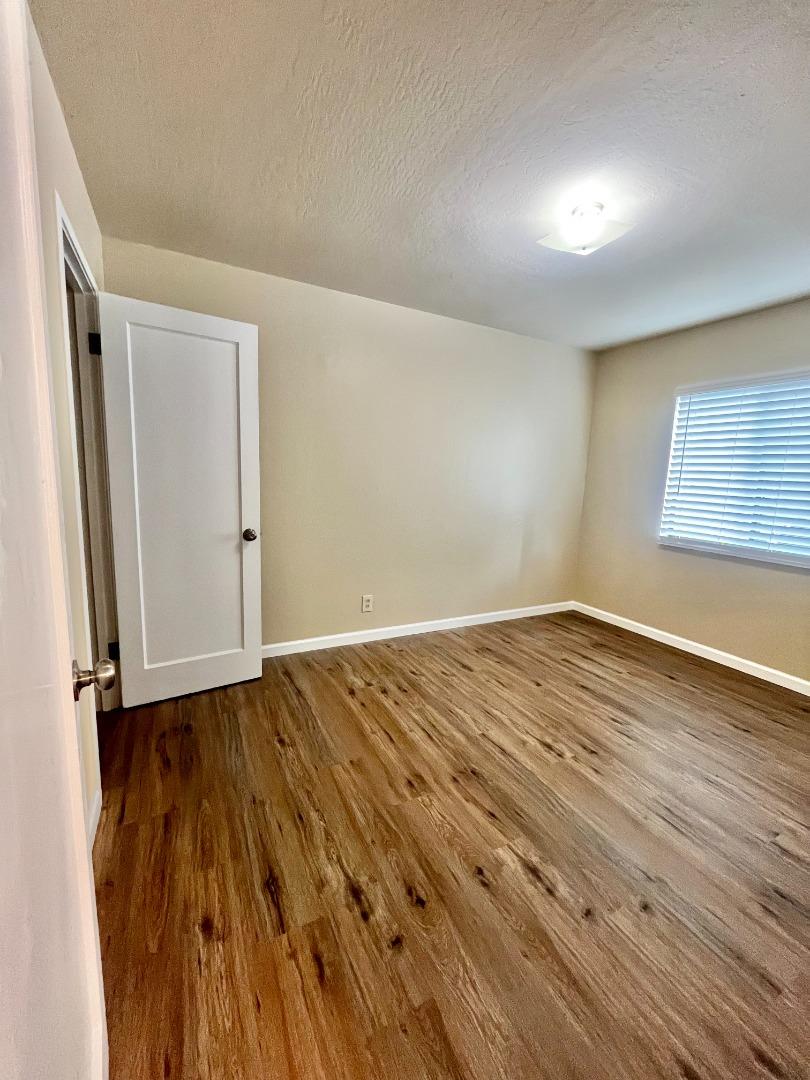 Detail Gallery Image 9 of 22 For 470 Marshall Ave, Sunnyvale,  CA 94086 - – Beds | – Baths