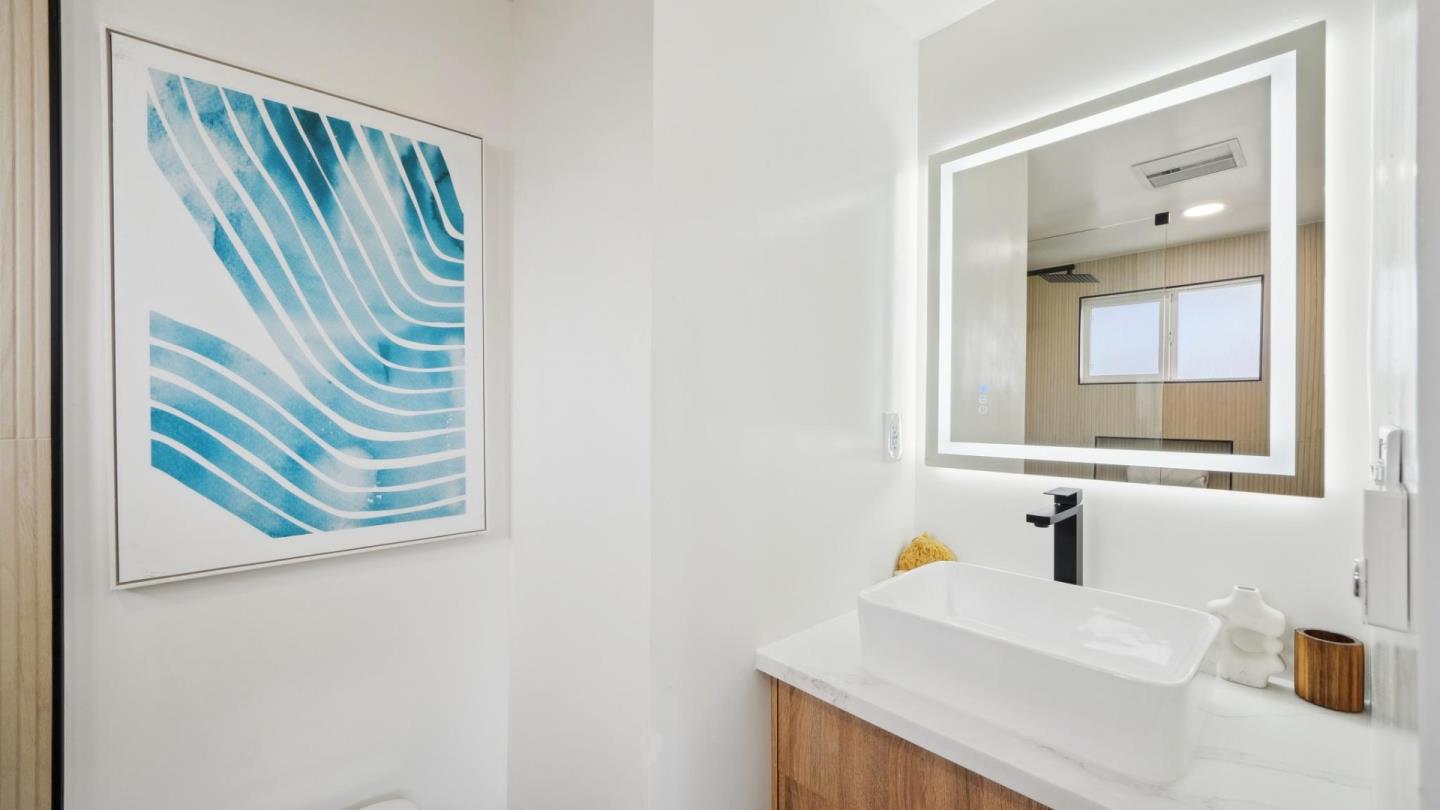 Detail Gallery Image 18 of 30 For 1009 Candlewood Ave, Sunnyvale,  CA 94089 - 3 Beds | 2 Baths