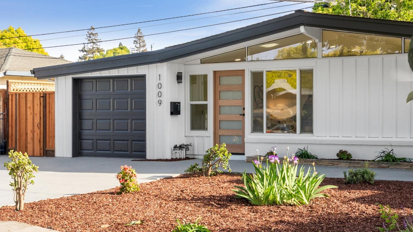 Detail Gallery Image 4 of 30 For 1009 Candlewood Ave, Sunnyvale,  CA 94089 - 3 Beds | 2 Baths
