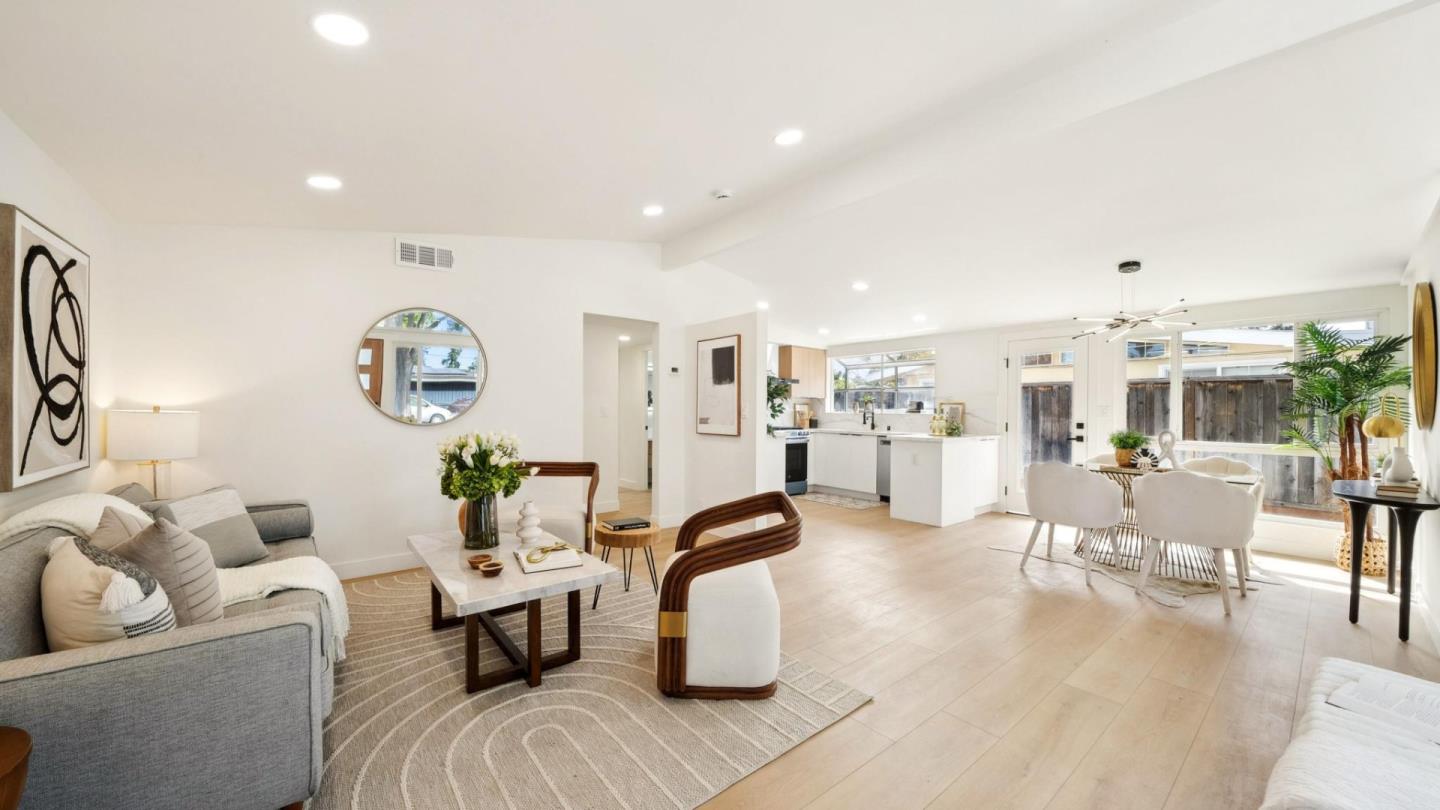 Detail Gallery Image 5 of 30 For 1009 Candlewood Ave, Sunnyvale,  CA 94089 - 3 Beds | 2 Baths