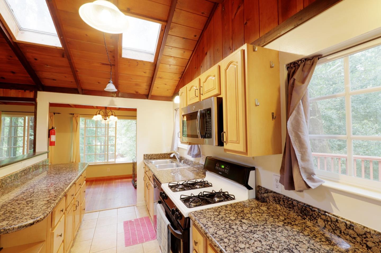 Detail Gallery Image 54 of 68 For 18085 Highway 9, Boulder Creek,  CA 95006 - 2 Beds | 2 Baths