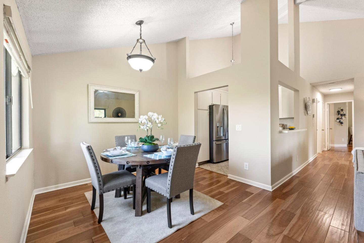 Detail Gallery Image 4 of 30 For 1544 Alma Ter, San Jose,  CA 95125 - 2 Beds | 2 Baths