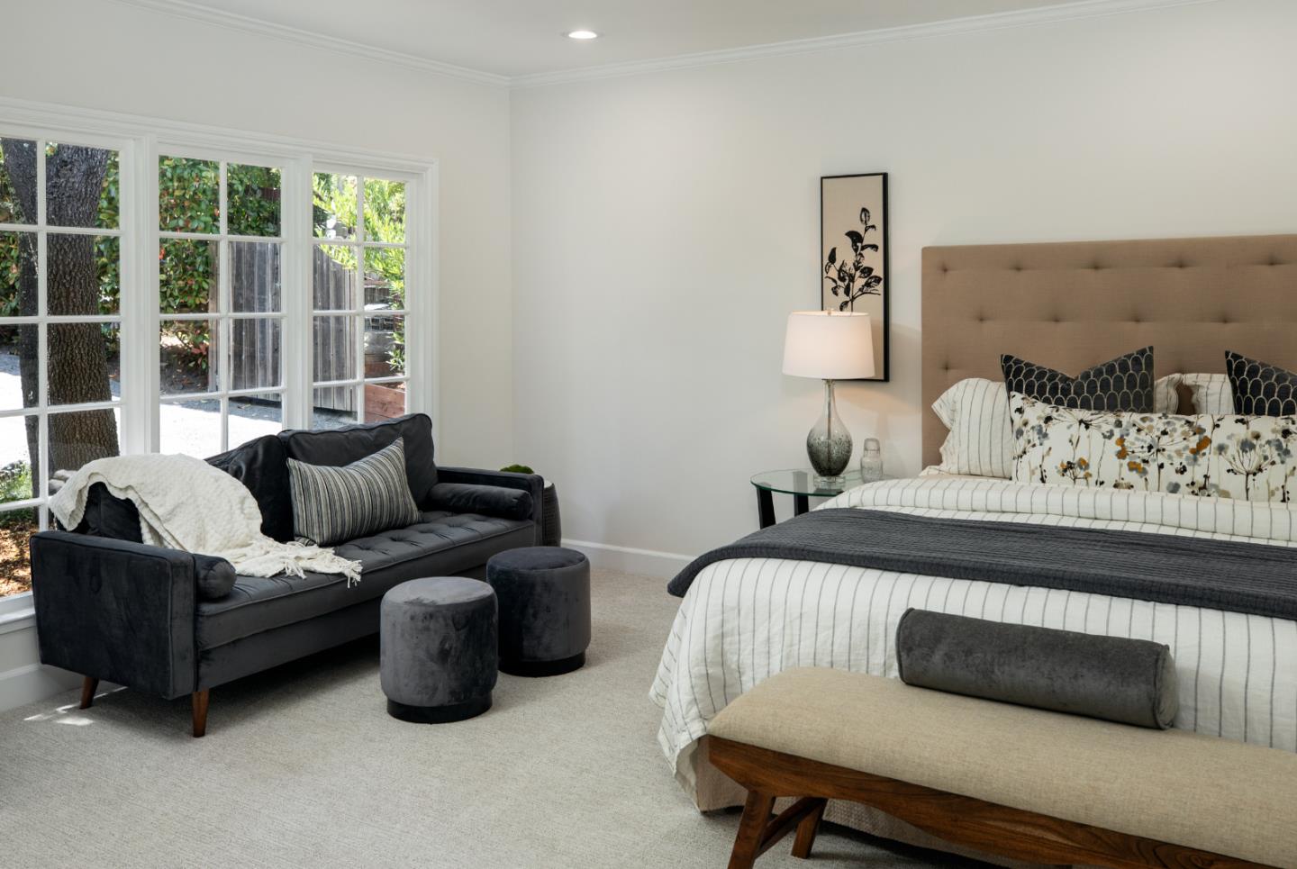 Detail Gallery Image 16 of 37 For 115 Toyon Ct, Woodside,  CA 94062 - 4 Beds | 3 Baths