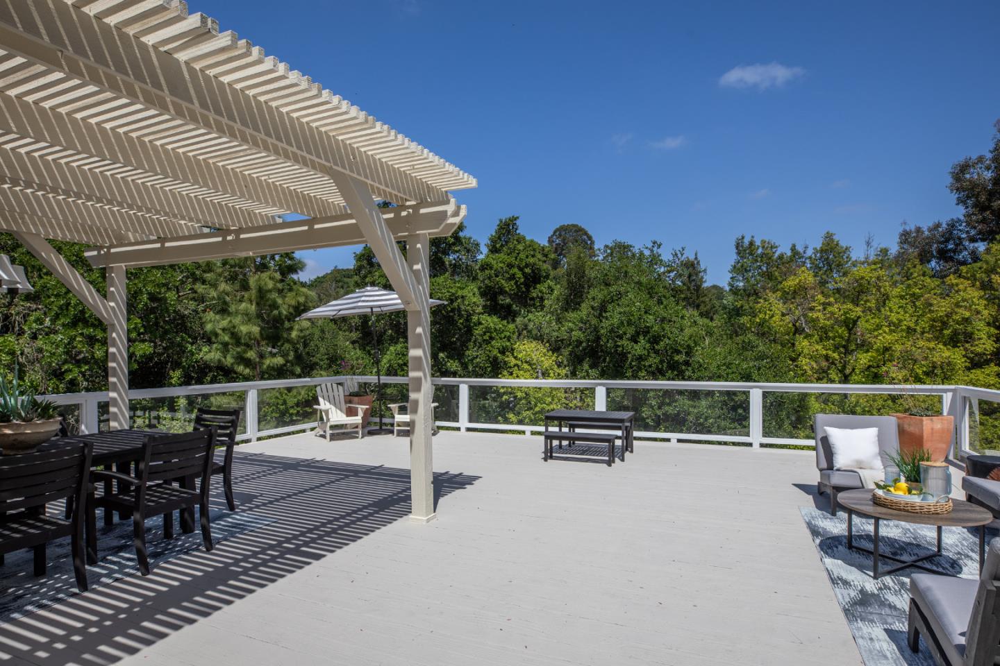 Detail Gallery Image 31 of 37 For 115 Toyon Ct, Woodside,  CA 94062 - 4 Beds | 3 Baths