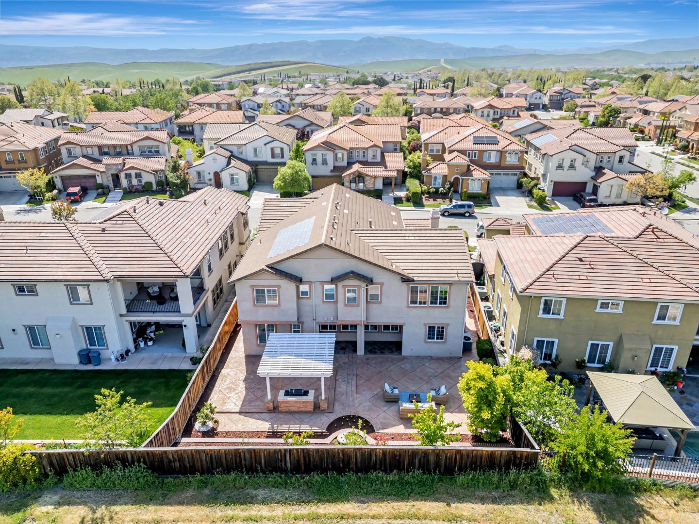 Detail Gallery Image 72 of 78 For 319 Dawes Ct, San Ramon,  CA 94582 - 5 Beds | 4/1 Baths
