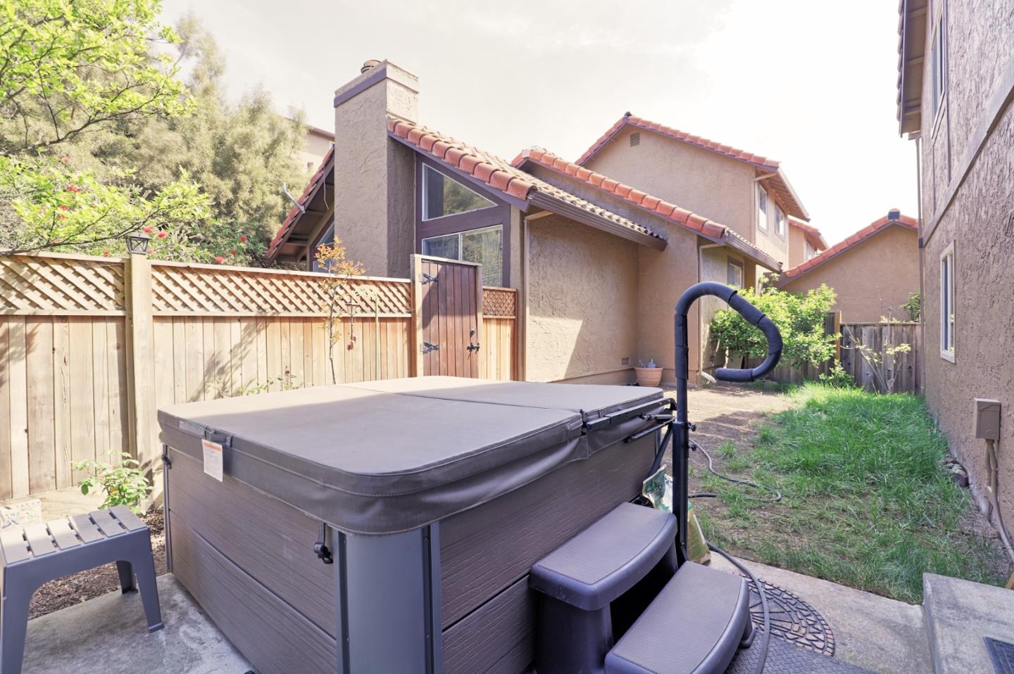 Detail Gallery Image 15 of 52 For 355 Otono Ct, San Jose,  CA 95111 - 3 Beds | 3 Baths