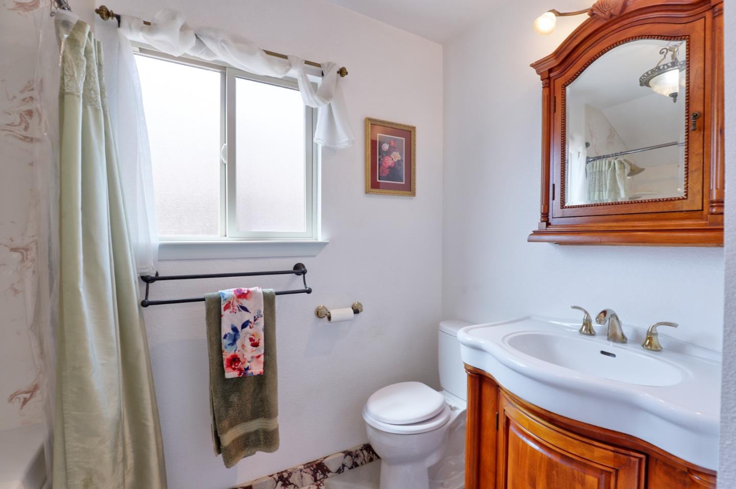Detail Gallery Image 20 of 52 For 355 Otono Ct, San Jose,  CA 95111 - 3 Beds | 3 Baths