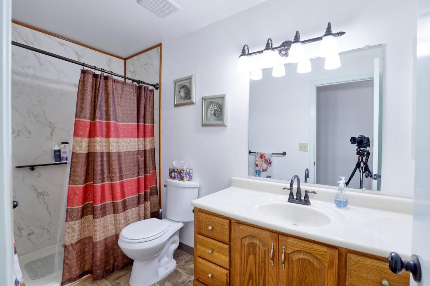 Detail Gallery Image 25 of 52 For 355 Otono Ct, San Jose,  CA 95111 - 3 Beds | 3 Baths