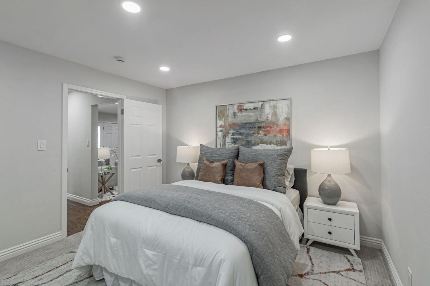 Detail Gallery Image 8 of 18 For 917 North Rd, Belmont,  CA 94002 - 3 Beds | 2/1 Baths