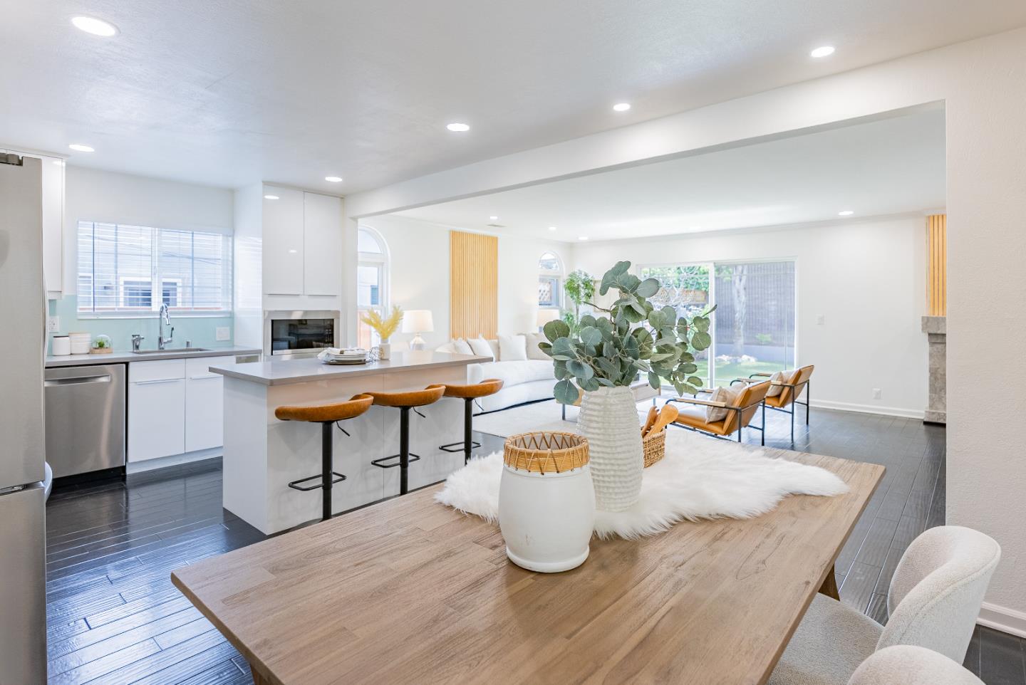 Detail Gallery Image 17 of 38 For 994 Pocatello Ave, Sunnyvale,  CA 94087 - 3 Beds | 2 Baths