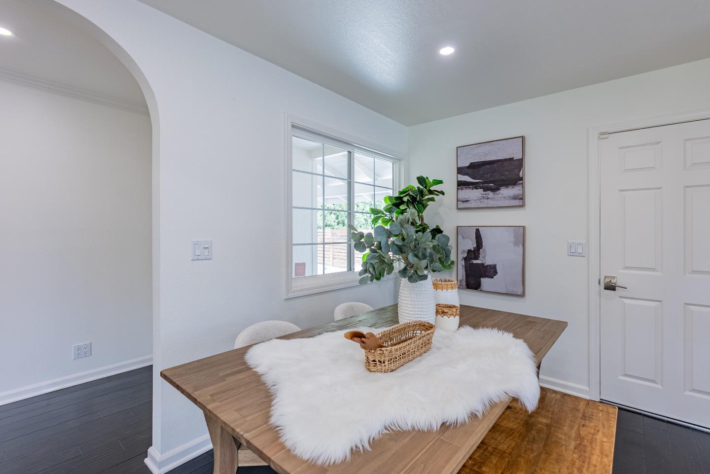 Detail Gallery Image 18 of 38 For 994 Pocatello Ave, Sunnyvale,  CA 94087 - 3 Beds | 2 Baths