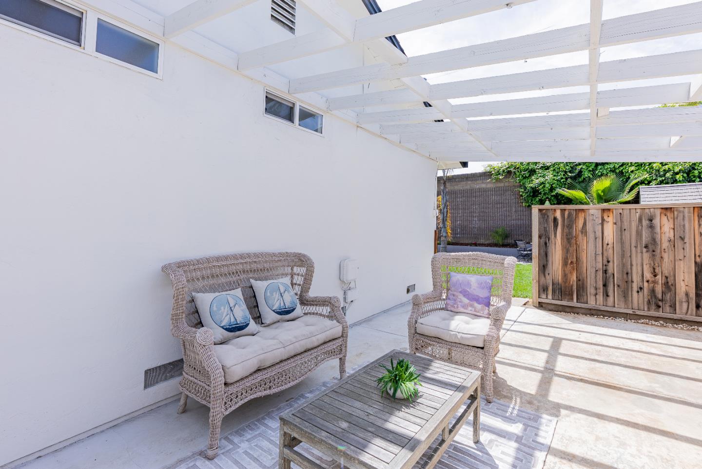 Detail Gallery Image 34 of 38 For 994 Pocatello Ave, Sunnyvale,  CA 94087 - 3 Beds | 2 Baths