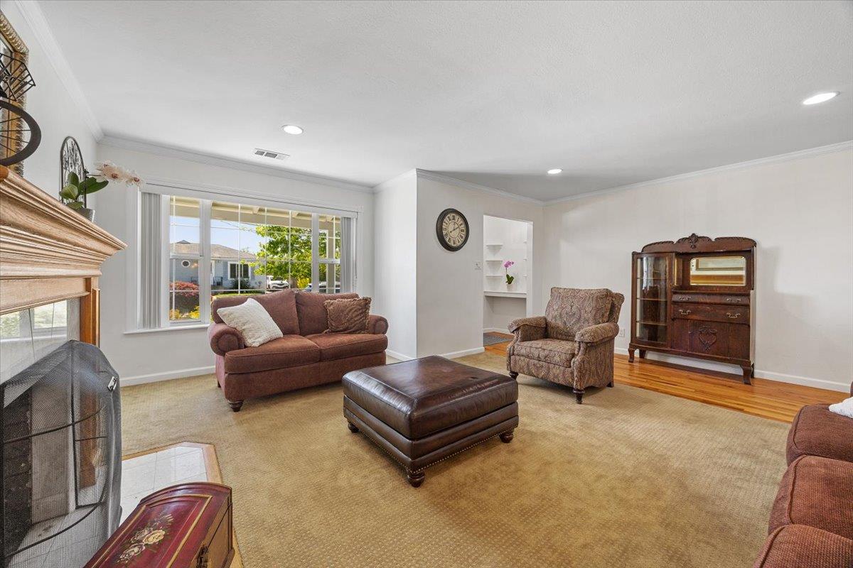 Detail Gallery Image 12 of 59 For 157 Mclellan Ave, San Mateo,  CA 94403 - 3 Beds | 2 Baths