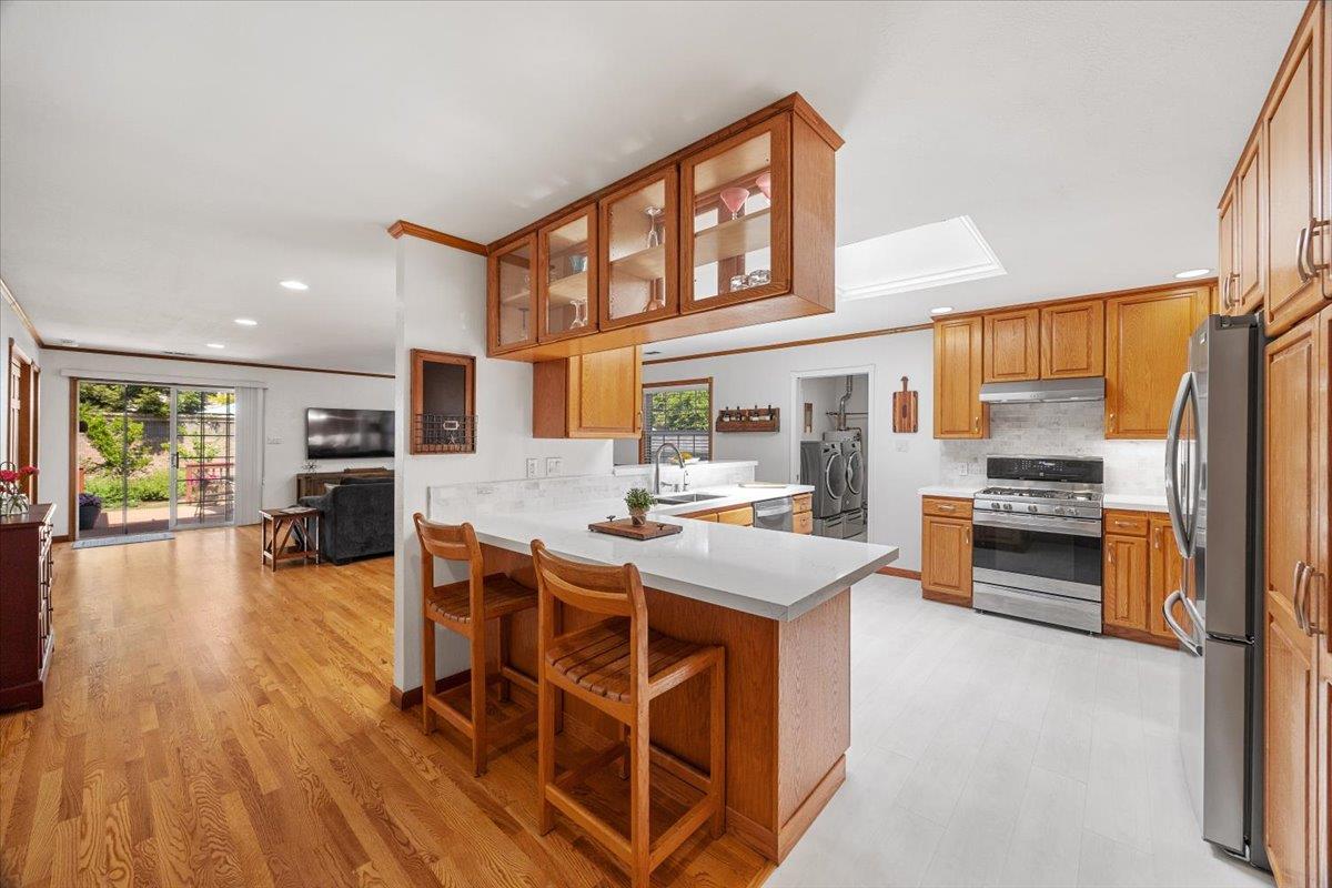 Detail Gallery Image 16 of 59 For 157 Mclellan Ave, San Mateo,  CA 94403 - 3 Beds | 2 Baths