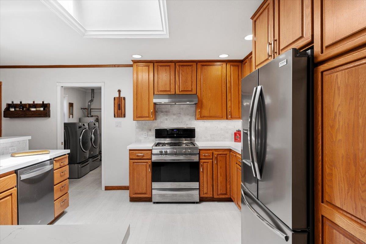 Detail Gallery Image 18 of 59 For 157 Mclellan Ave, San Mateo,  CA 94403 - 3 Beds | 2 Baths
