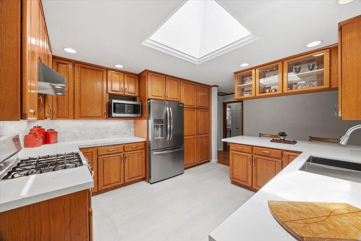 Detail Gallery Image 21 of 59 For 157 Mclellan Ave, San Mateo,  CA 94403 - 3 Beds | 2 Baths