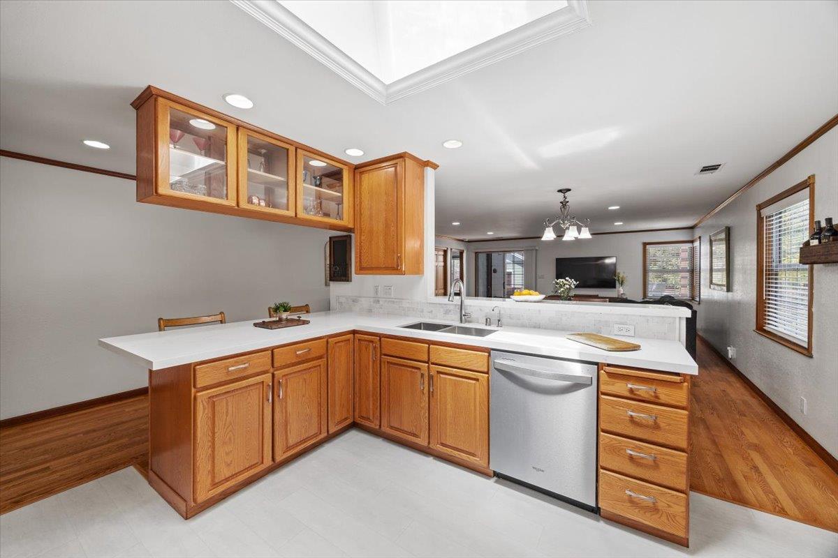 Detail Gallery Image 22 of 59 For 157 Mclellan Ave, San Mateo,  CA 94403 - 3 Beds | 2 Baths