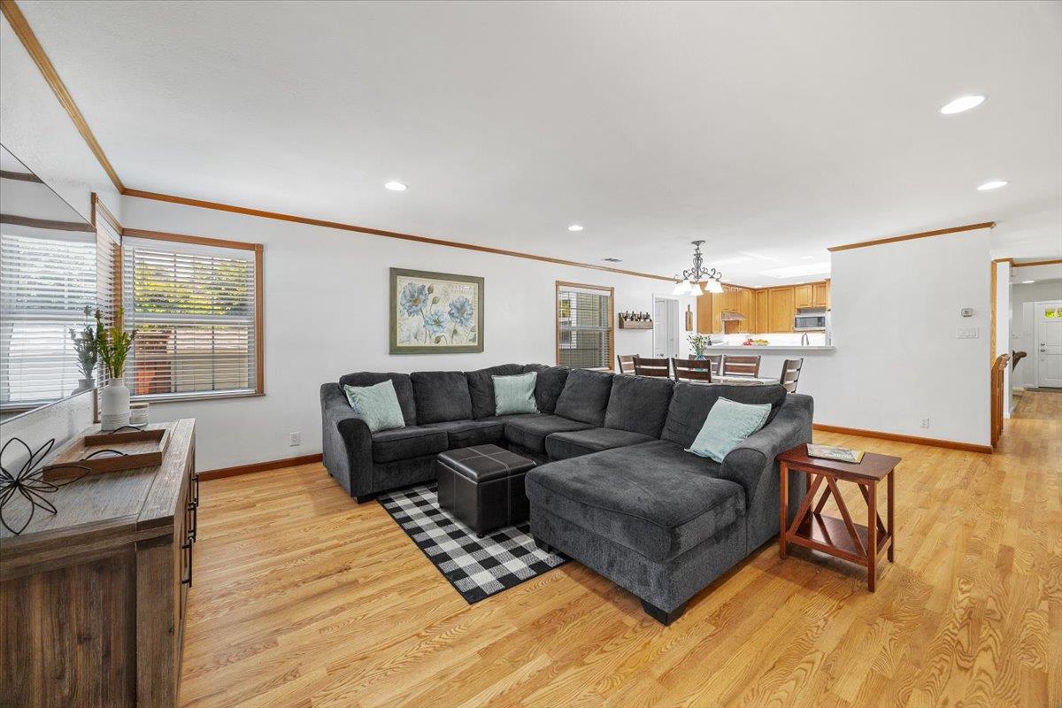 Detail Gallery Image 27 of 59 For 157 Mclellan Ave, San Mateo,  CA 94403 - 3 Beds | 2 Baths