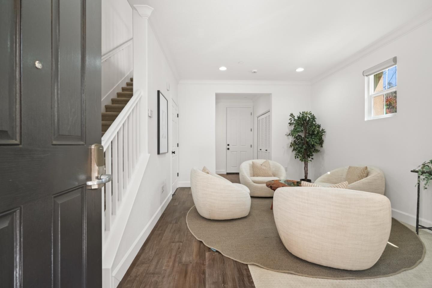 Detail Gallery Image 10 of 34 For 493 Rialto Pl, San Jose,  CA 95128 - 3 Beds | 4 Baths