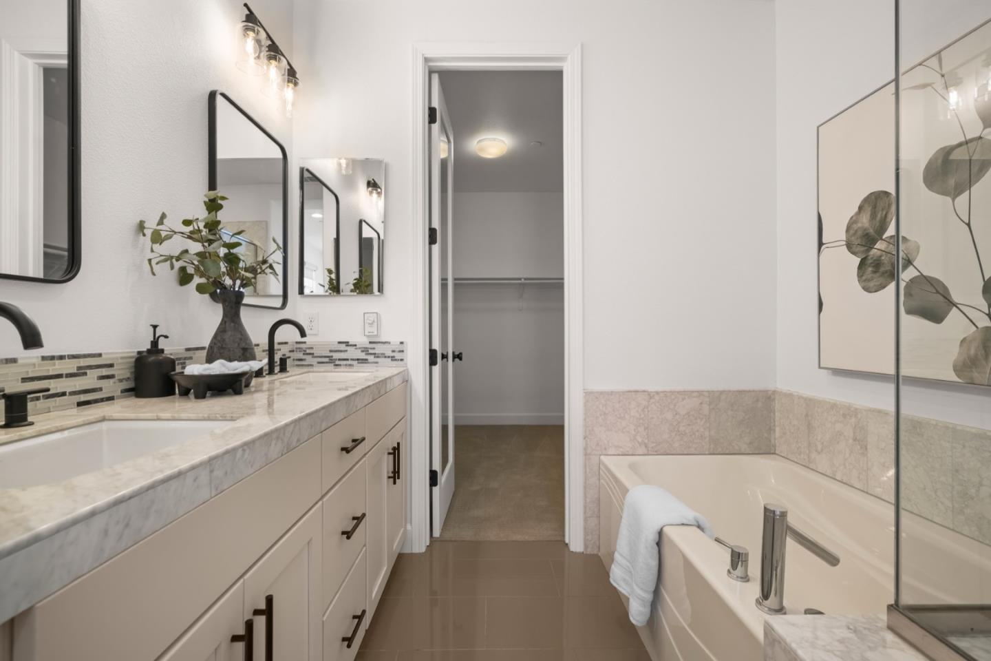 Detail Gallery Image 22 of 34 For 493 Rialto Pl, San Jose,  CA 95128 - 3 Beds | 4 Baths