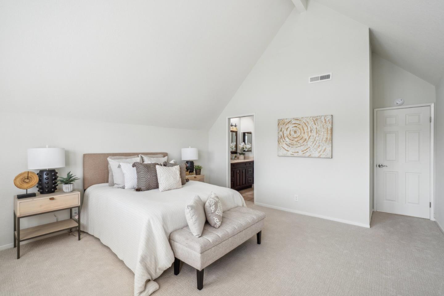 Detail Gallery Image 23 of 44 For 1170 Dover Ln, Foster City,  CA 94404 - 3 Beds | 2/1 Baths