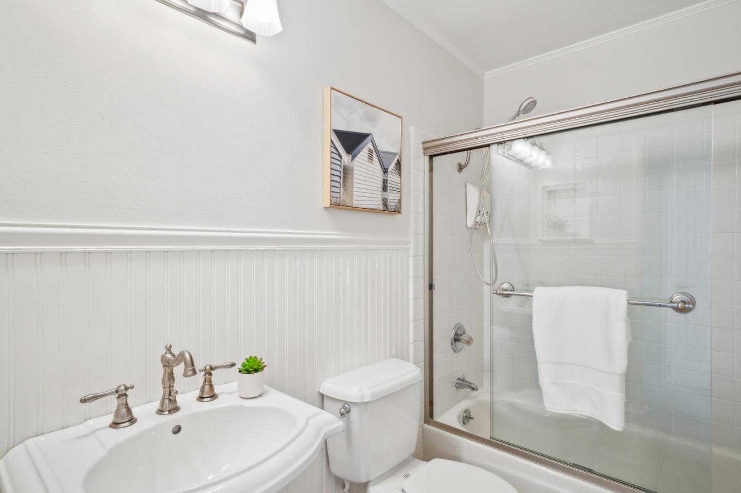 Detail Gallery Image 28 of 44 For 1170 Dover Ln, Foster City,  CA 94404 - 3 Beds | 2/1 Baths