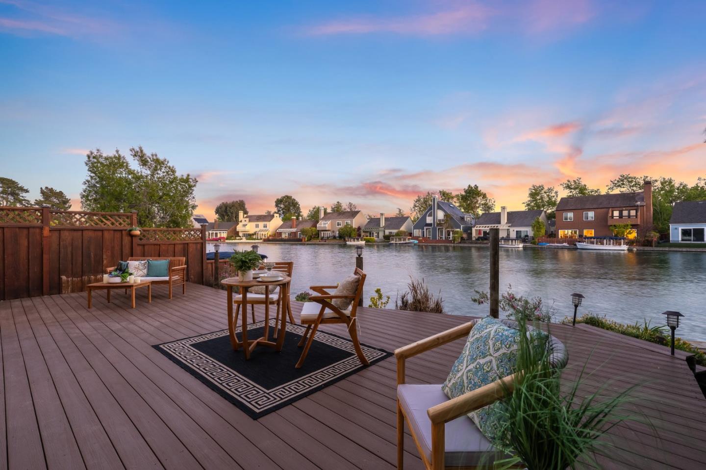 Detail Gallery Image 38 of 44 For 1170 Dover Ln, Foster City,  CA 94404 - 3 Beds | 2/1 Baths