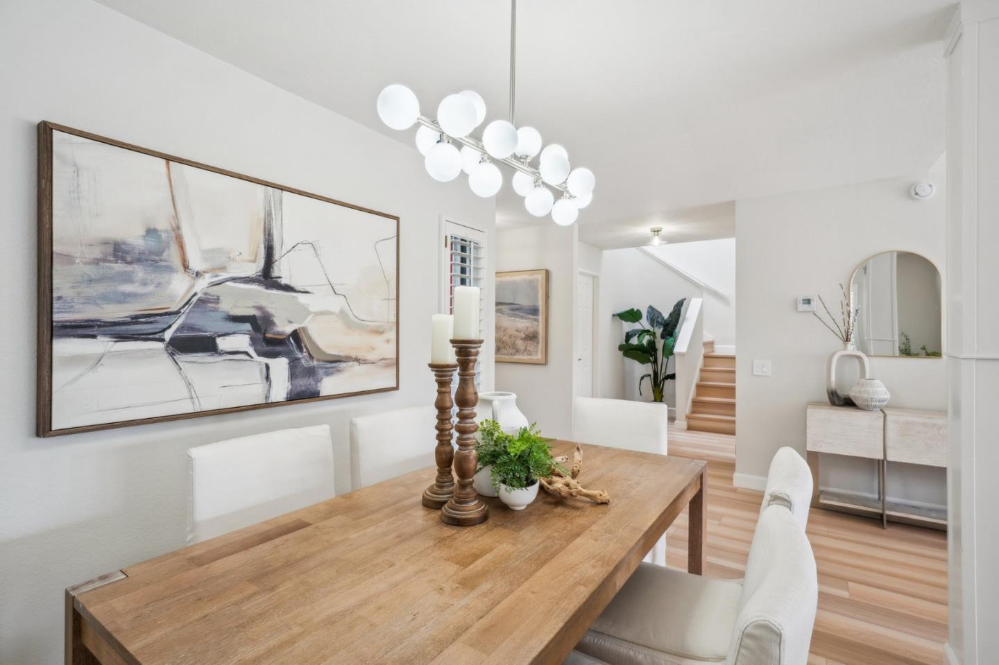 Detail Gallery Image 4 of 44 For 1170 Dover Ln, Foster City,  CA 94404 - 3 Beds | 2/1 Baths