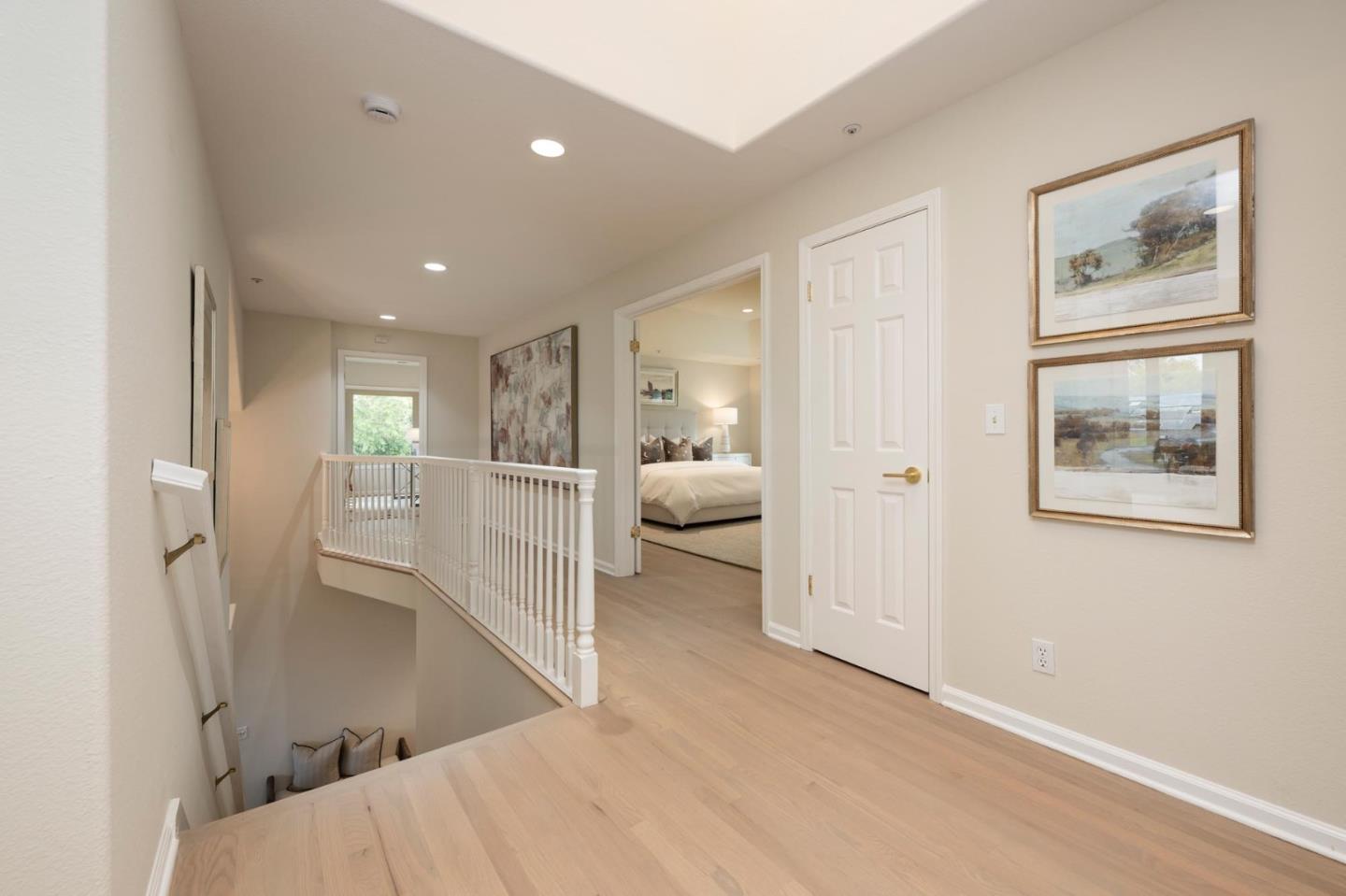 Detail Gallery Image 21 of 37 For 591 Sleeper Ave, Mountain View,  CA 94040 - 5 Beds | 3/1 Baths