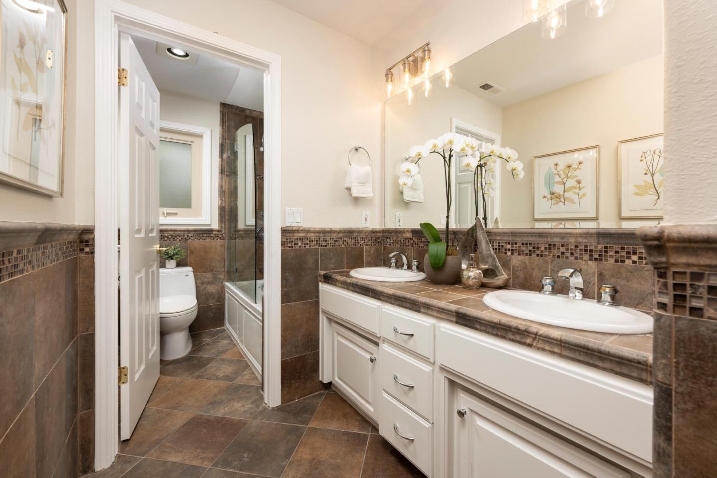 Detail Gallery Image 28 of 37 For 591 Sleeper Ave, Mountain View,  CA 94040 - 5 Beds | 3/1 Baths