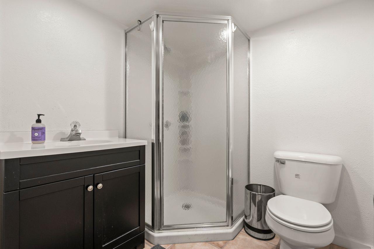 Detail Gallery Image 23 of 23 For 412 Michelle Ln, Daly City,  CA 94015 - 2 Beds | 2 Baths