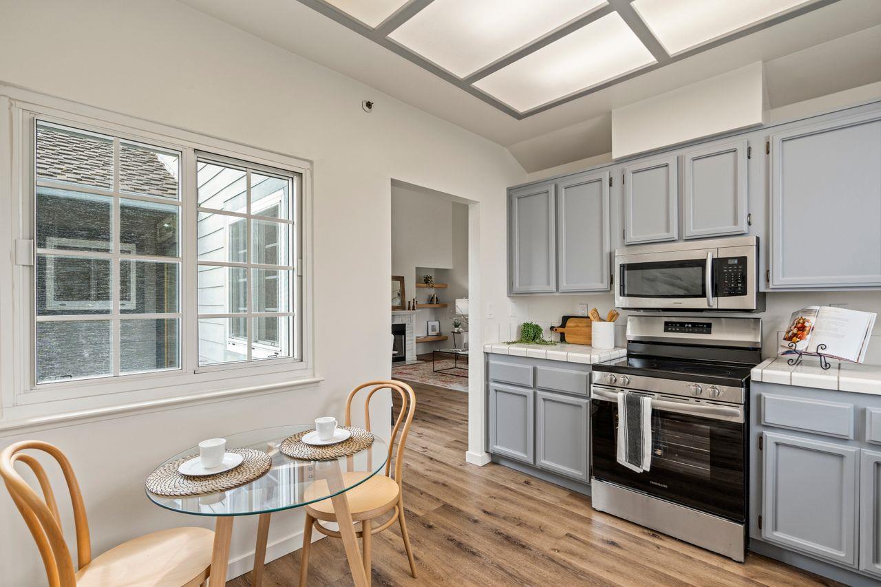 Detail Gallery Image 6 of 23 For 412 Michelle Ln, Daly City,  CA 94015 - 2 Beds | 2 Baths