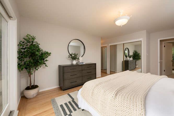 Detail Gallery Image 14 of 34 For 721 Linda Ct, San Mateo,  CA 94403 - 4 Beds | 2/1 Baths
