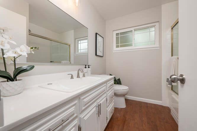 Detail Gallery Image 20 of 34 For 721 Linda Ct, San Mateo,  CA 94403 - 4 Beds | 2/1 Baths