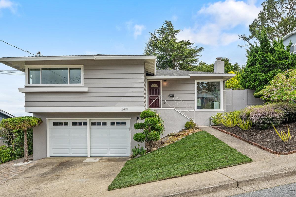 Detail Gallery Image 2 of 41 For 2491 Rosewood Dr, San Bruno,  CA 94066 - 3 Beds | 2 Baths