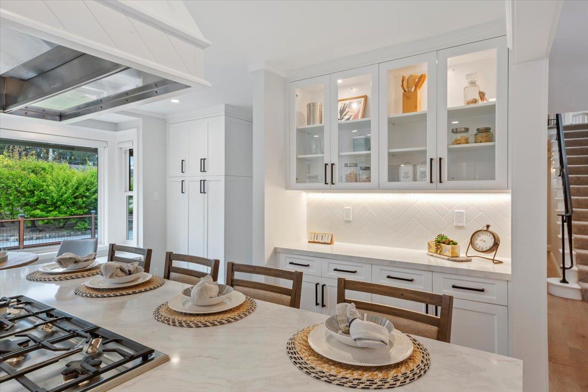 Detail Gallery Image 21 of 60 For 2013 Avignon Pl, Half Moon Bay,  CA 94019 - 5 Beds | 2/1 Baths