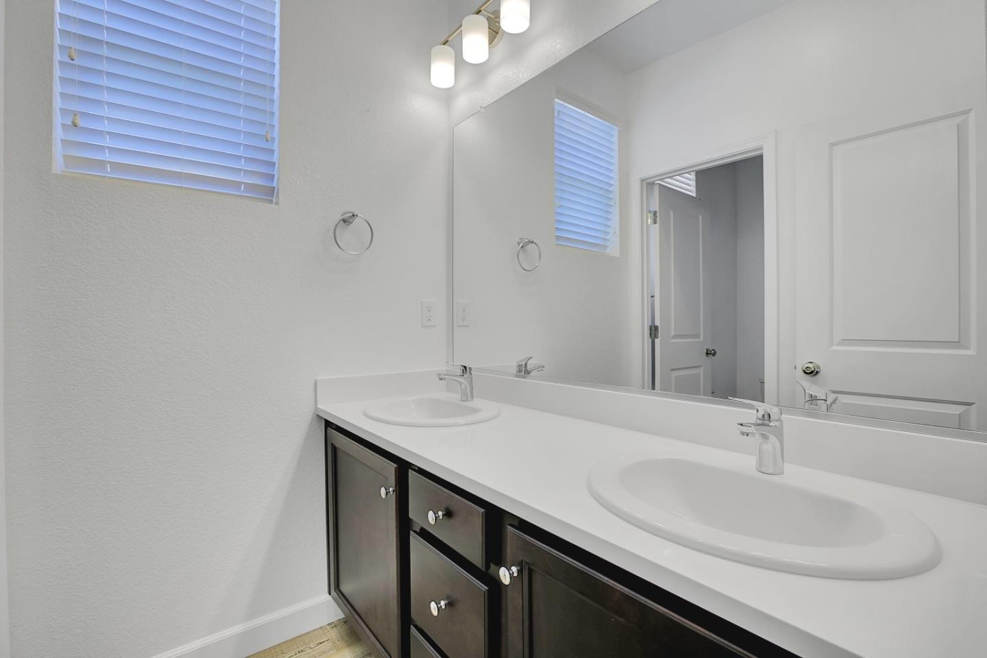 Detail Gallery Image 30 of 44 For 1924 Orfanos Ranch Dr, Brentwood,  CA 94513 - 4 Beds | 2/1 Baths