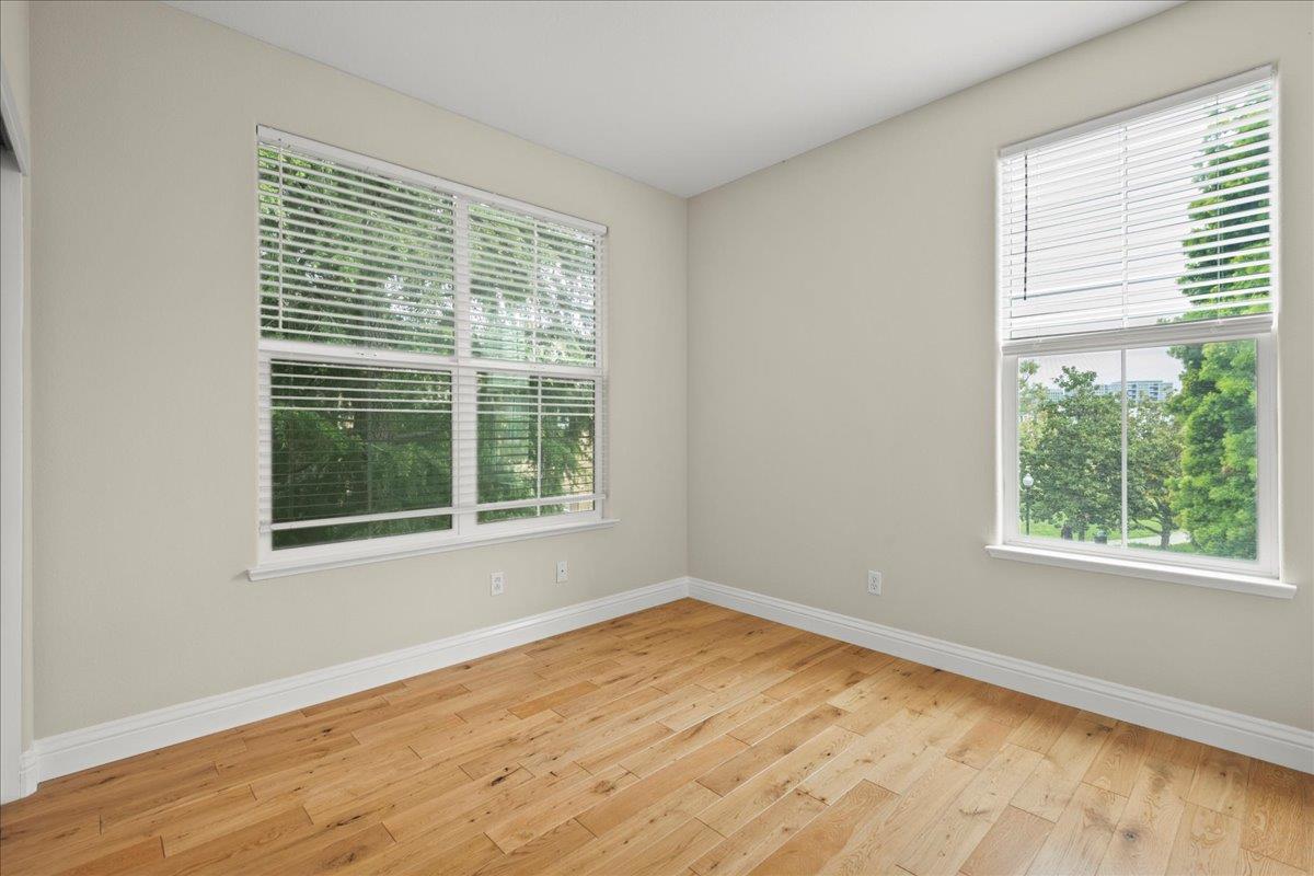 Detail Gallery Image 23 of 44 For 120 Sunol St, San Jose,  CA 95126 - 3 Beds | 2/1 Baths
