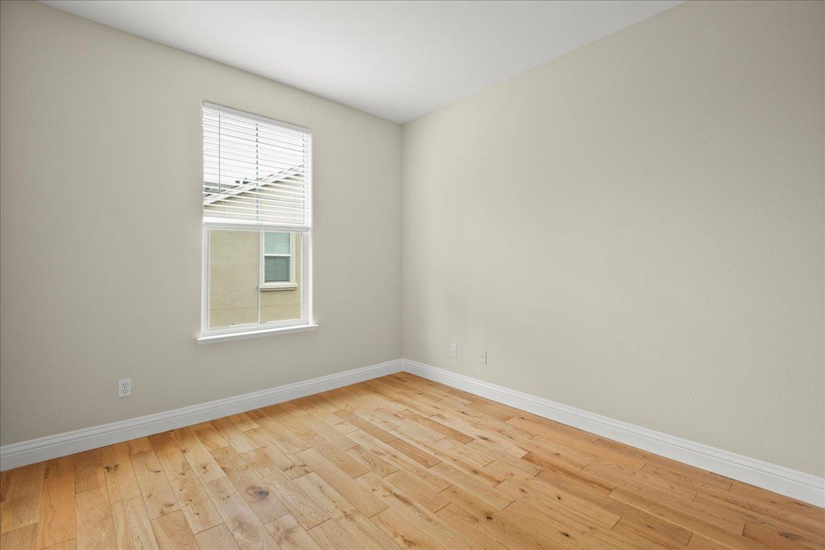 Detail Gallery Image 24 of 44 For 120 Sunol St, San Jose,  CA 95126 - 3 Beds | 2/1 Baths