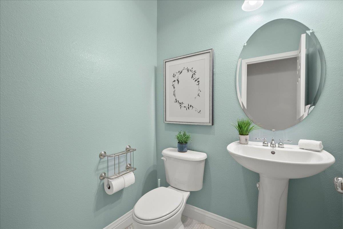 Detail Gallery Image 26 of 44 For 120 Sunol St, San Jose,  CA 95126 - 3 Beds | 2/1 Baths