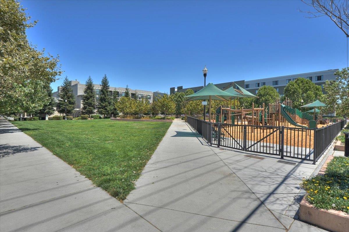 Detail Gallery Image 35 of 44 For 120 Sunol St, San Jose,  CA 95126 - 3 Beds | 2/1 Baths