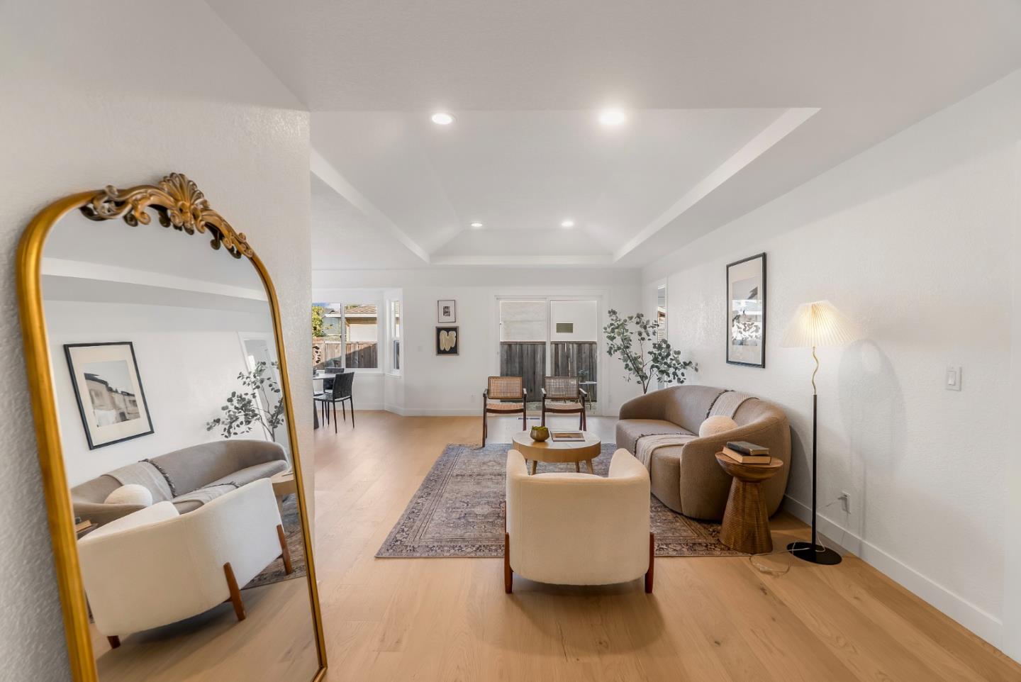 Detail Gallery Image 11 of 28 For 1215 Weeping Oaks Ct, San Jose,  CA 95120 - 4 Beds | 2 Baths