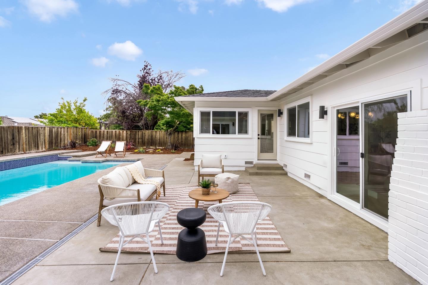 Detail Gallery Image 26 of 28 For 1215 Weeping Oaks Ct, San Jose,  CA 95120 - 4 Beds | 2 Baths