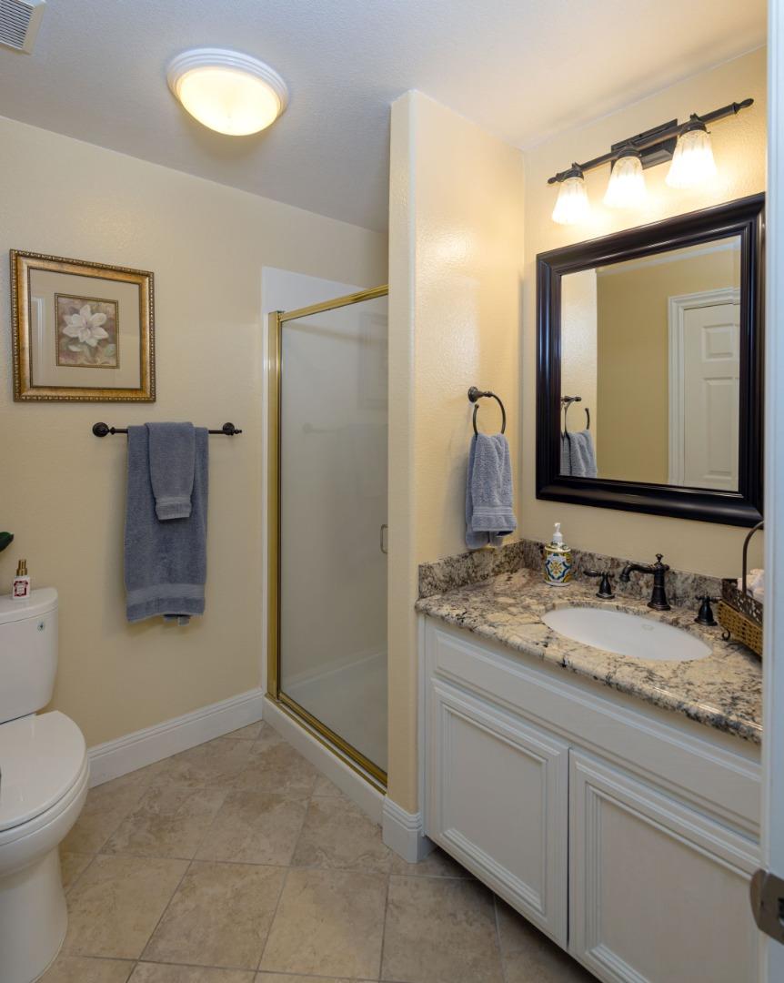 Detail Gallery Image 12 of 27 For 2773 Mira Bella Cir, Morgan Hill,  CA 95037 - 5 Beds | 3 Baths